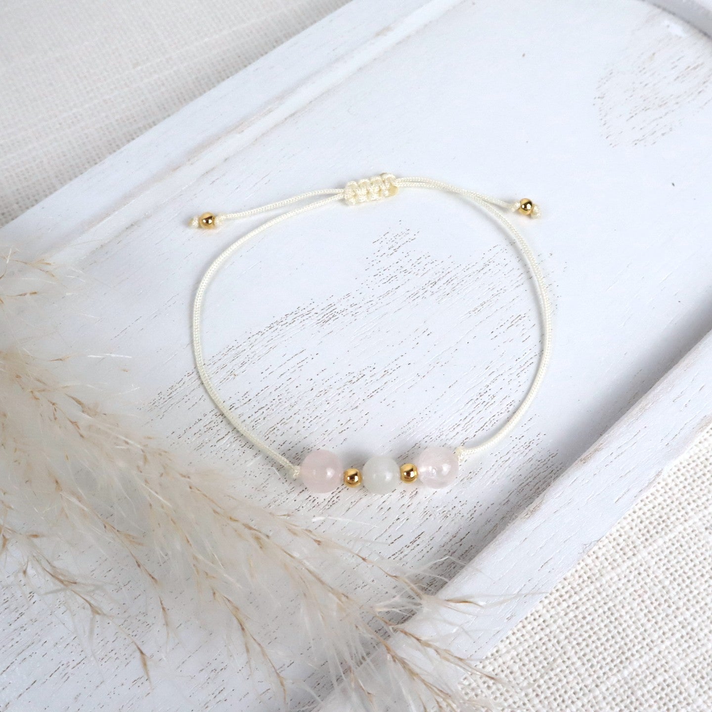 Natursteinarmband „Mutterschaft & Stillzeit“ – mit Mondstein & Rosenquarz