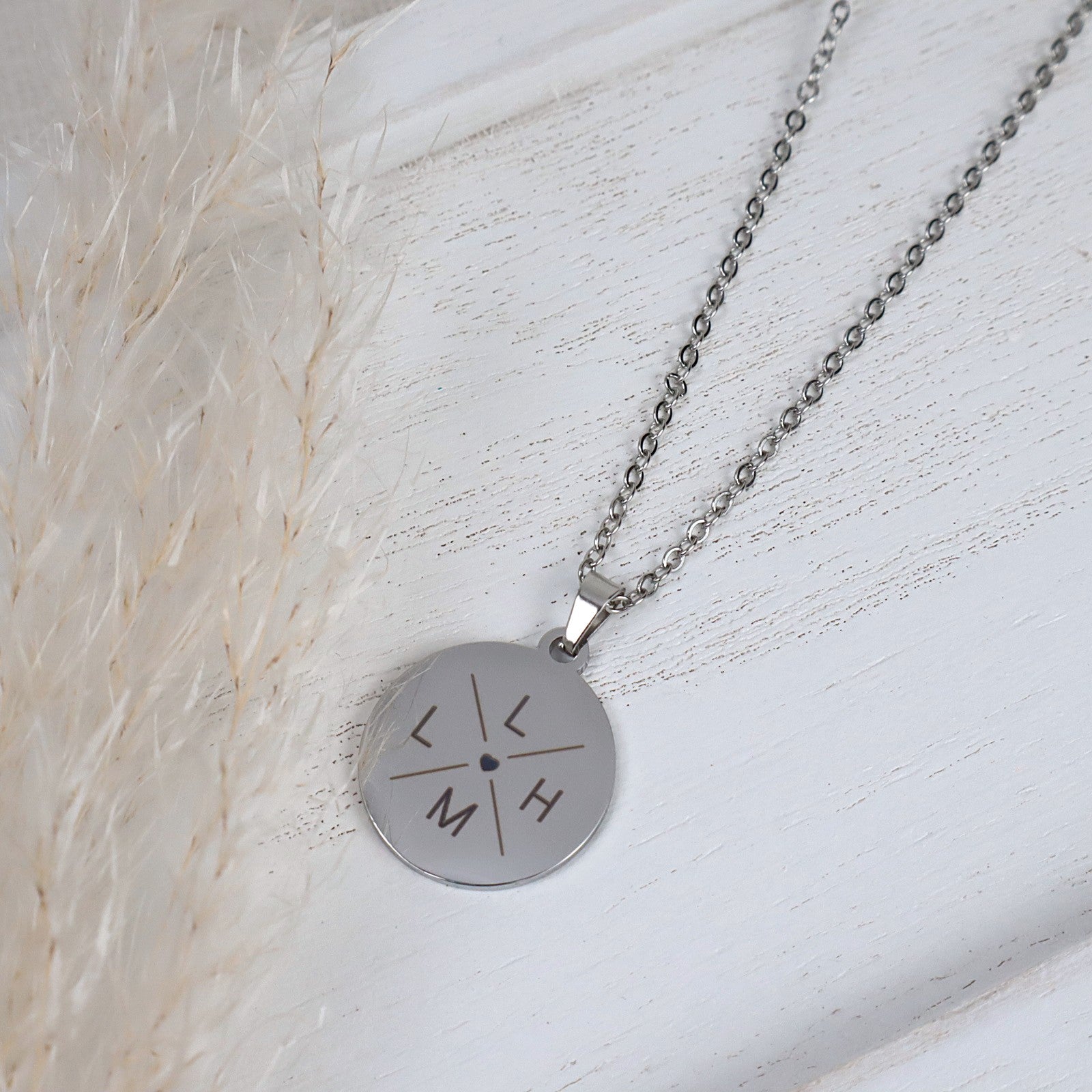 Halskette personalisiert mit Initialen – Edelstahl 18k vergoldet