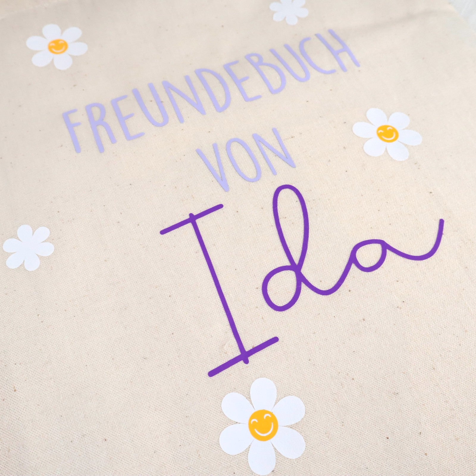 Tasche für Freundebuch – personalisiert mit Namen & Blümchen