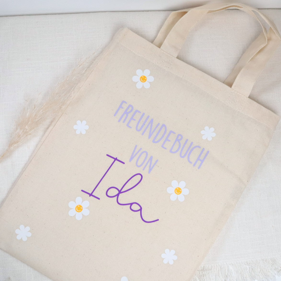 Tasche für Freundebuch – personalisiert mit Namen & Blümchen
