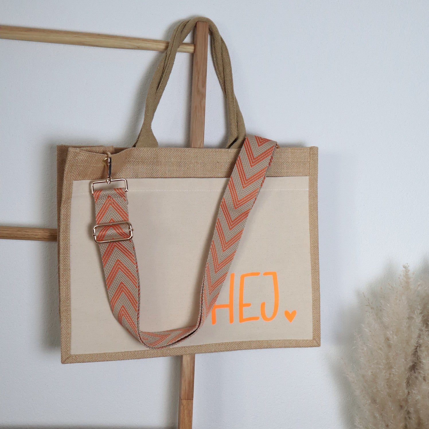 Jutetasche „hej.“ – Tasche mit Statement-Aufdruck in 3 Größen