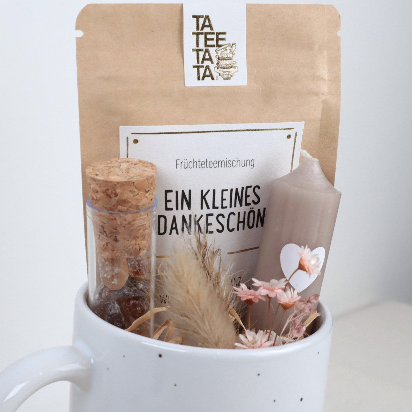 Geschenkset „Erzieherin mit Herz“ – personalisierbare Tasse, wahlweise gefüllt