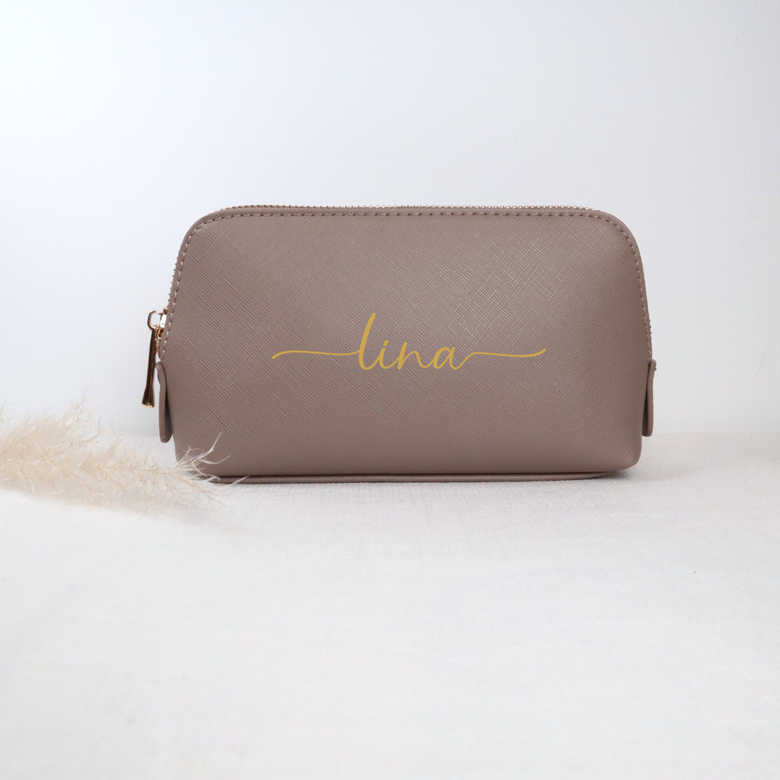 Kosmetiktasche personalisiert – Wunschname oder -text