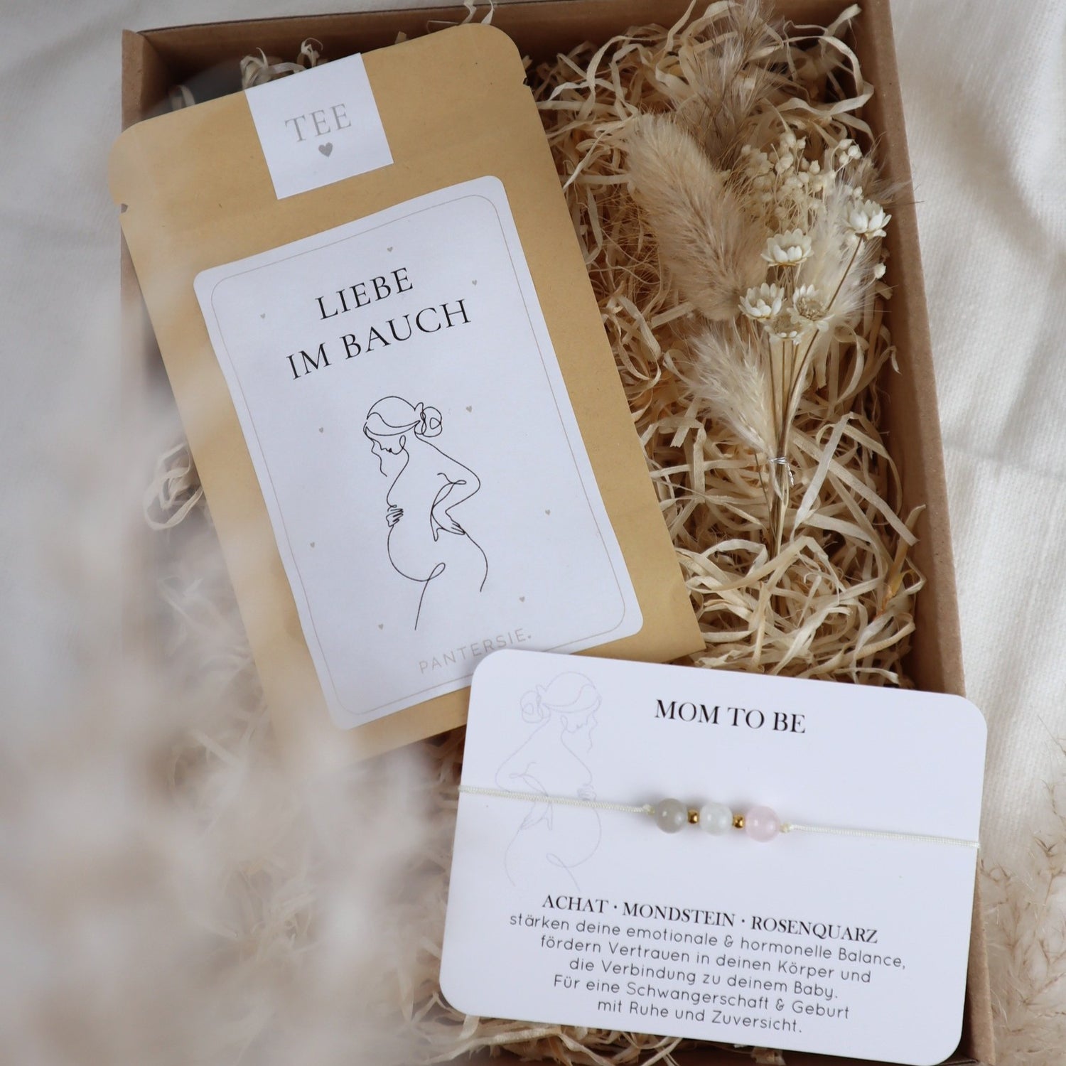 Mom to be Geschenkbox – Liebe im Bauch &amp; Natursteinarmband