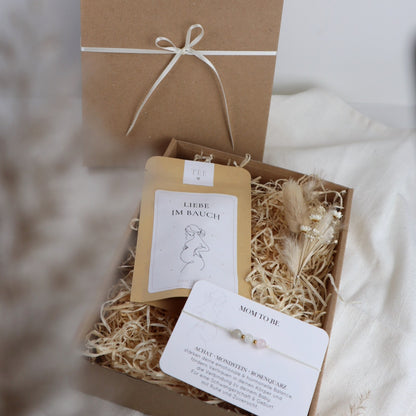 Mom to be Geschenkbox – Liebe im Bauch &amp; Natursteinarmband