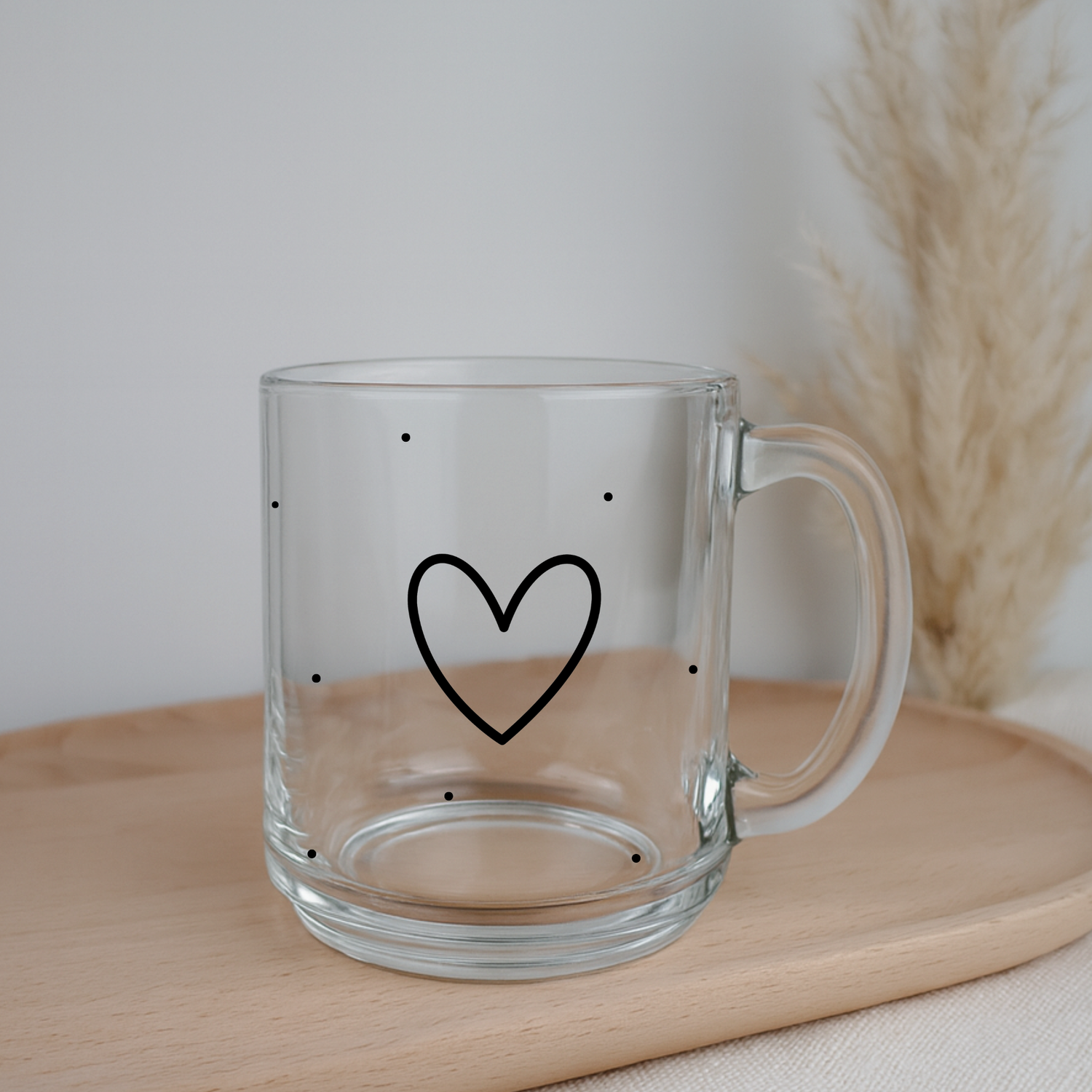 Glastasse mit Herz – stilvolle Teetasse für Mamas | Geschenkidee mit Herzdesign