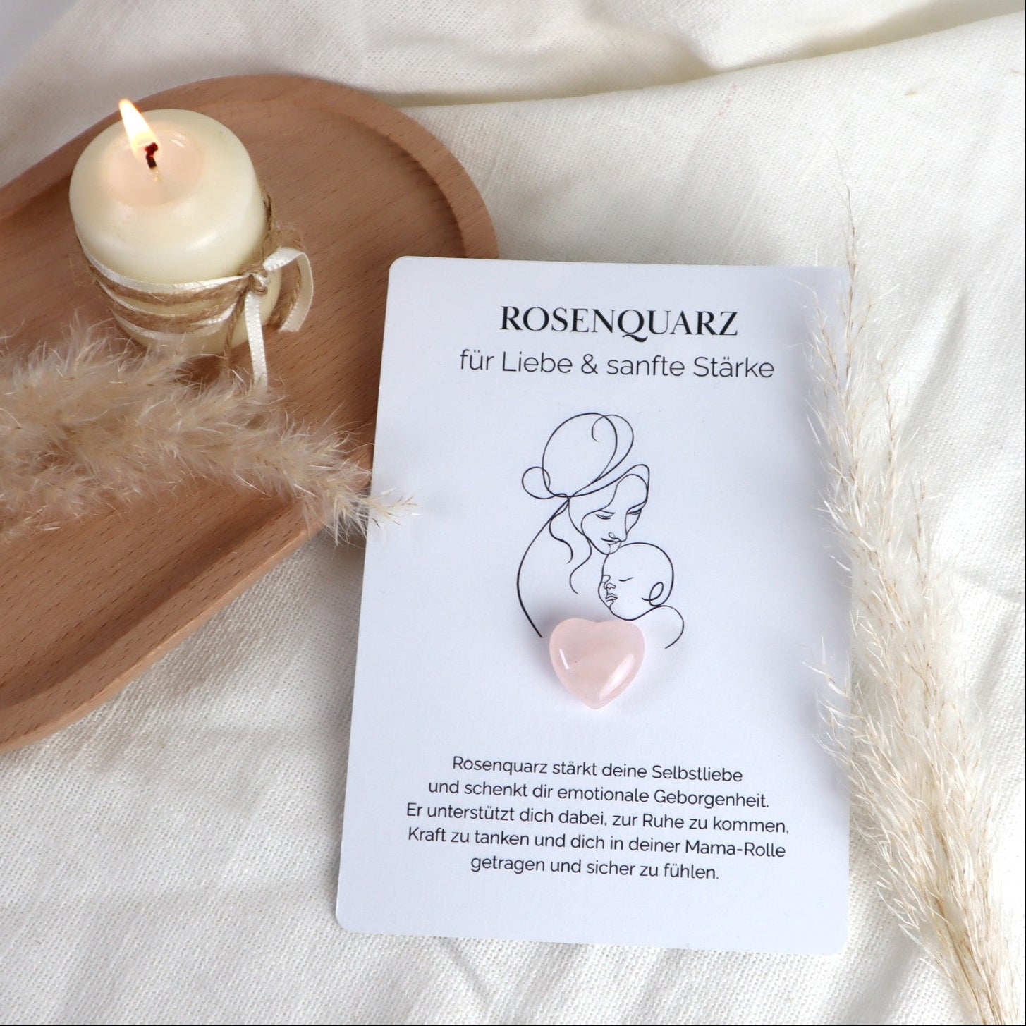 Herzenssteinkarte für Liebe &amp; sanfte Stärke – Rosenquarz in Herzform
