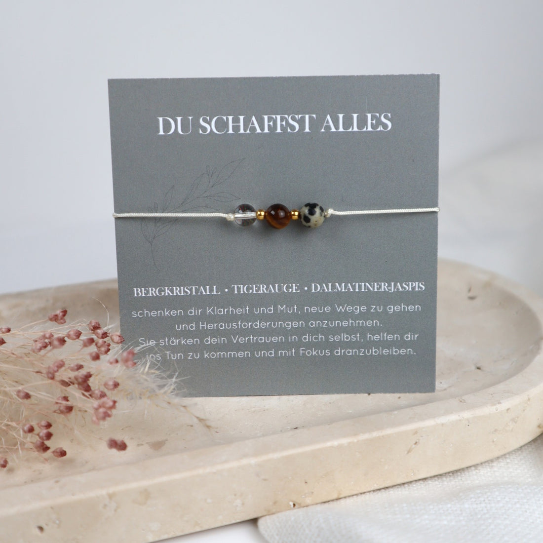 Natursteinarmband „Du kannst alles schaffen“ – mit Bergkristall, Tigerauge &amp; Dalmatiner-Jaspis
