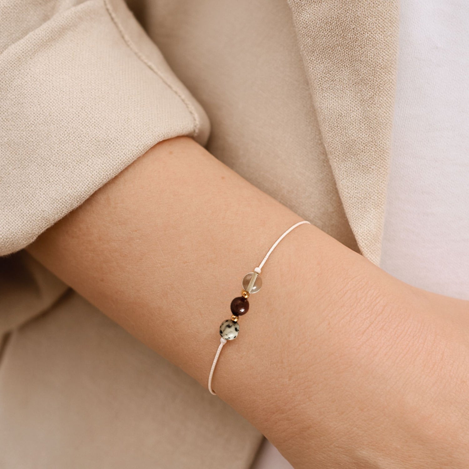 Natursteinarmband „Du kannst alles schaffen“ – mit Bergkristall, Tigerauge &amp; Dalmatiner-Jaspis