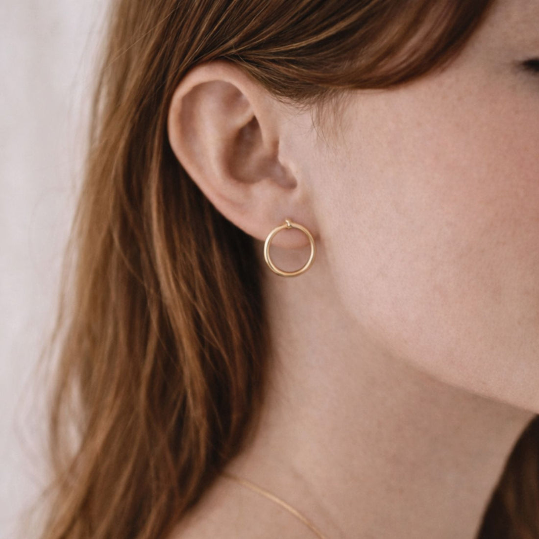 Ohrstecker aus Edelstahl – 18 mm rund, Gold