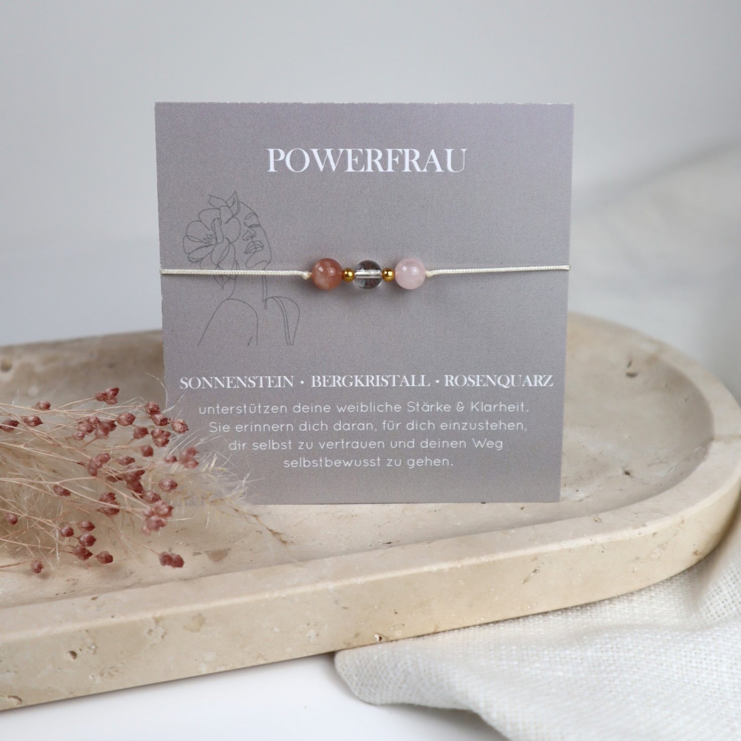 Powerfrau Geschenkbox mit Tee, Edelstein-Armband &amp; Karte für Frauen