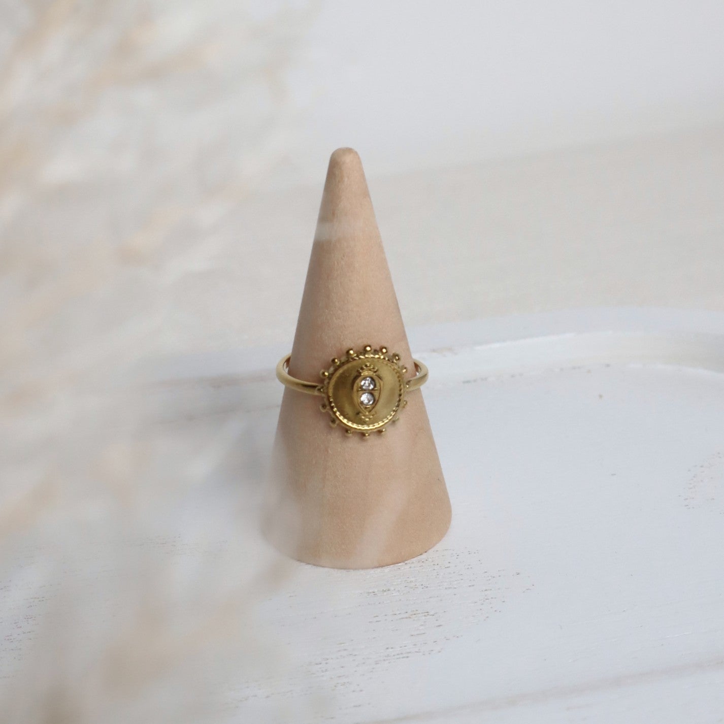 Ring Mandala-Design mit Zirkonia – Edelstahl Gold (verstellbar)