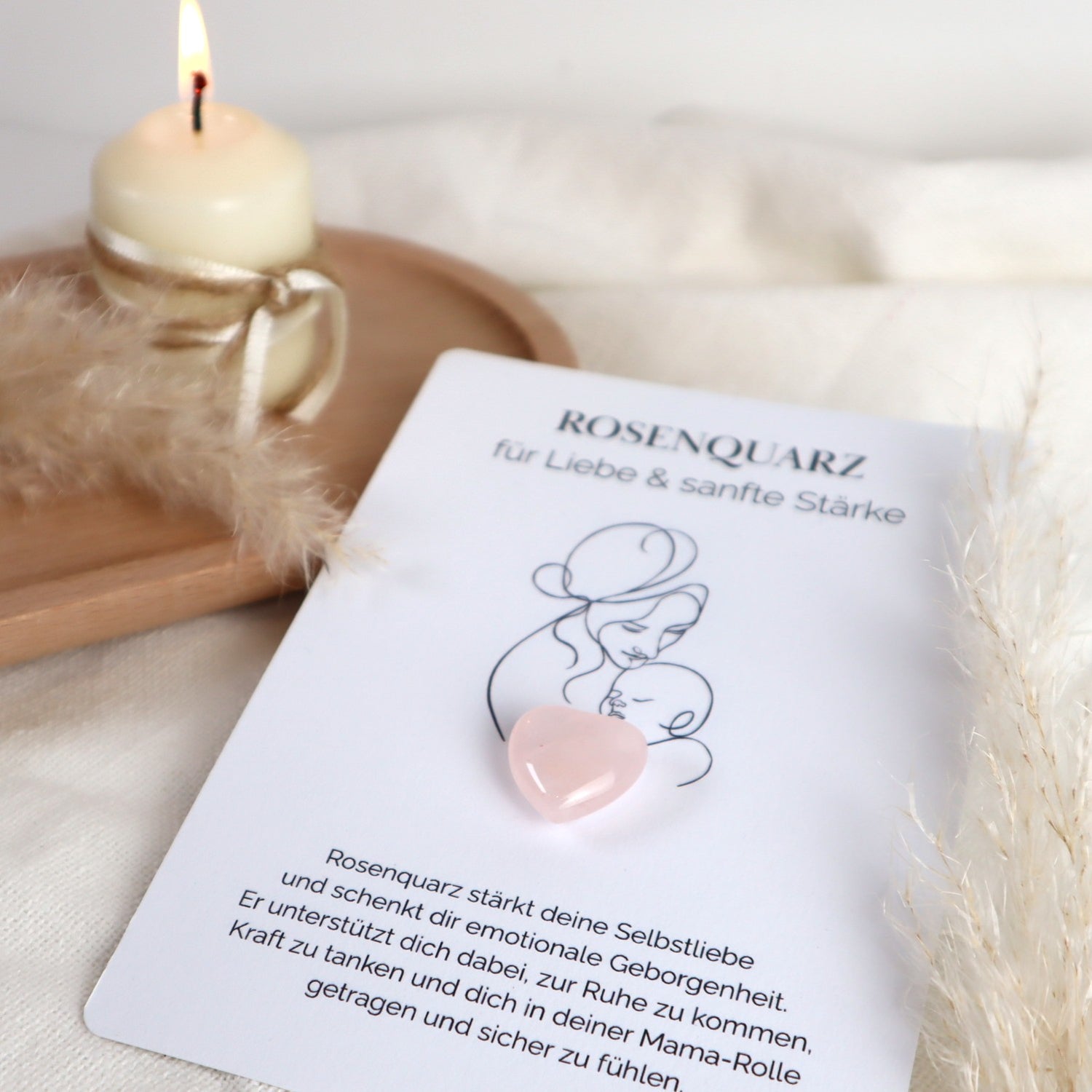 Herzenssteinkarte für Liebe &amp; sanfte Stärke – Rosenquarz in Herzform