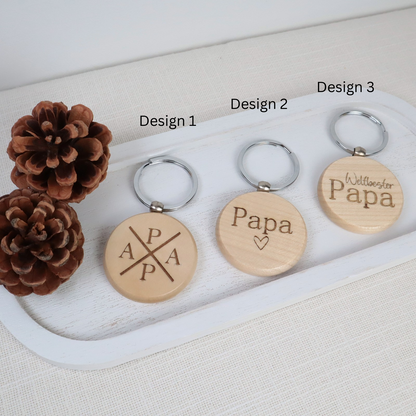 Schlüsselanhänger „Papa“ personalisierbar – in verschiedenen Designs