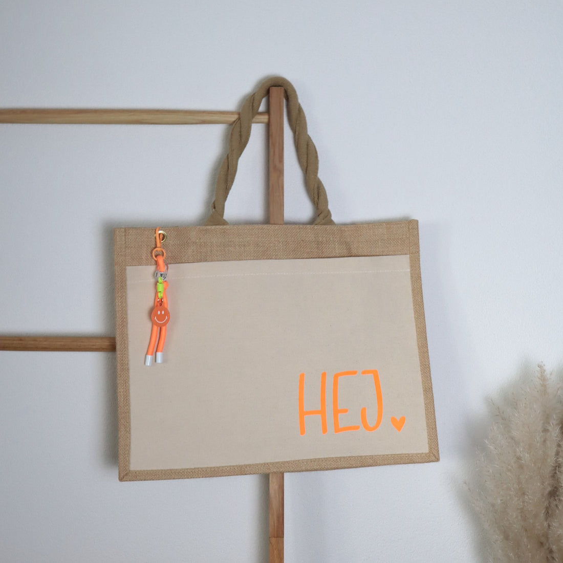 Jutetasche „hej.“ – Tasche mit Statement-Aufdruck in 3 Größen