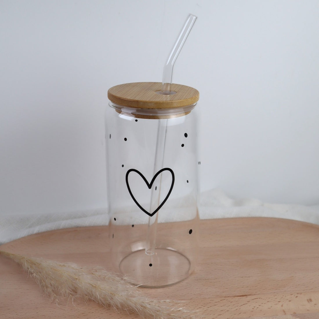 Trinkglas mit Herz – personalisierbar mit Gravur