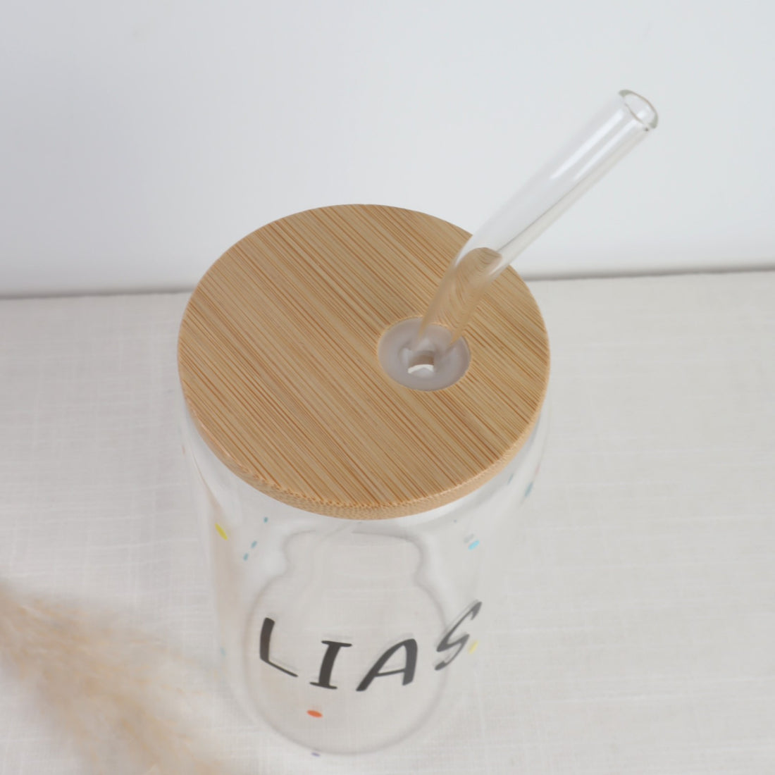 Kinder-Trinkglas mit Name – Konfetti-Design | personalisiert