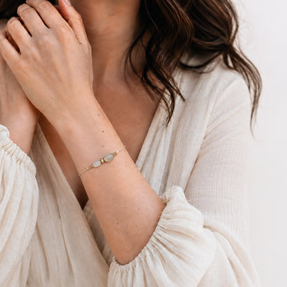 Edelstein Armband Mondstein | Intuition, Weiblichkeit &amp; innere Balance