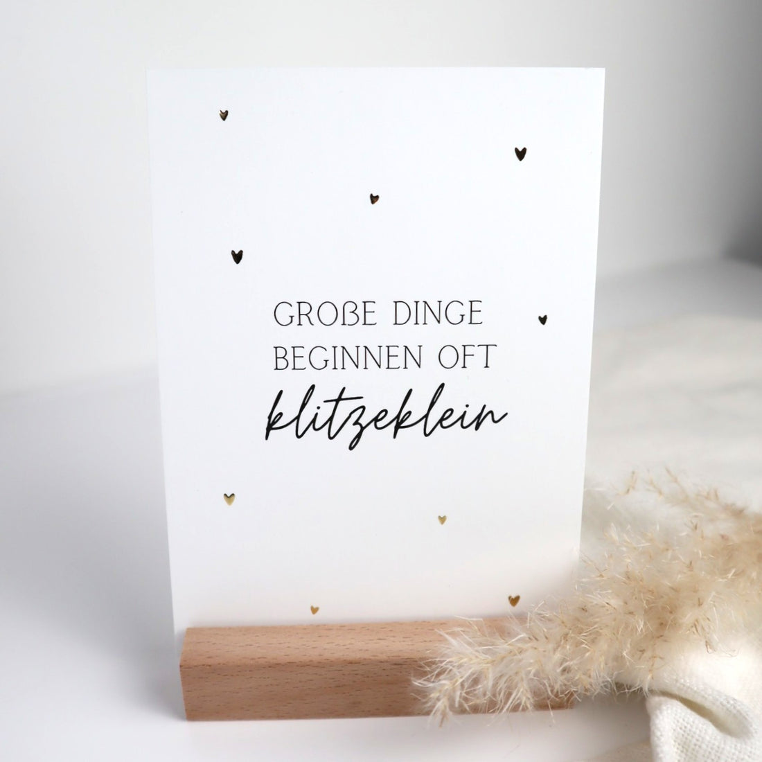 Karte zur Schwangerschaft mit Goldveredelung | Hochwertige Postkarte für werdende Mamas